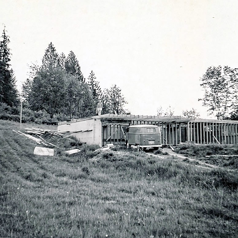 Colin's-Mom-on-House