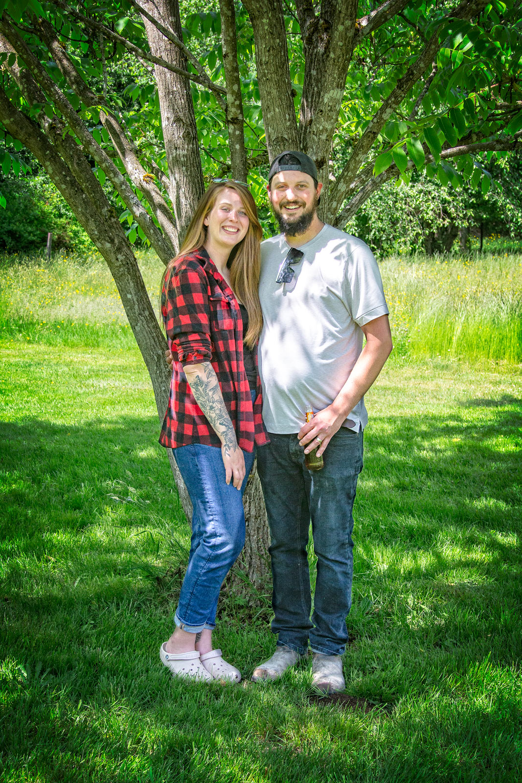 Family-Paul-and-Morgan-under-Tree