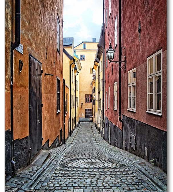 In-a-Gamla-Stan-Alley—Stockholm
