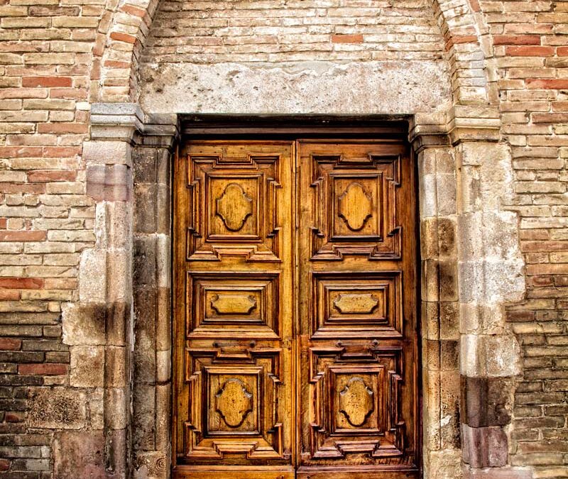 La-Porta-della-Cattedrale-di-San-Leucio—Atessa-in-Chieti