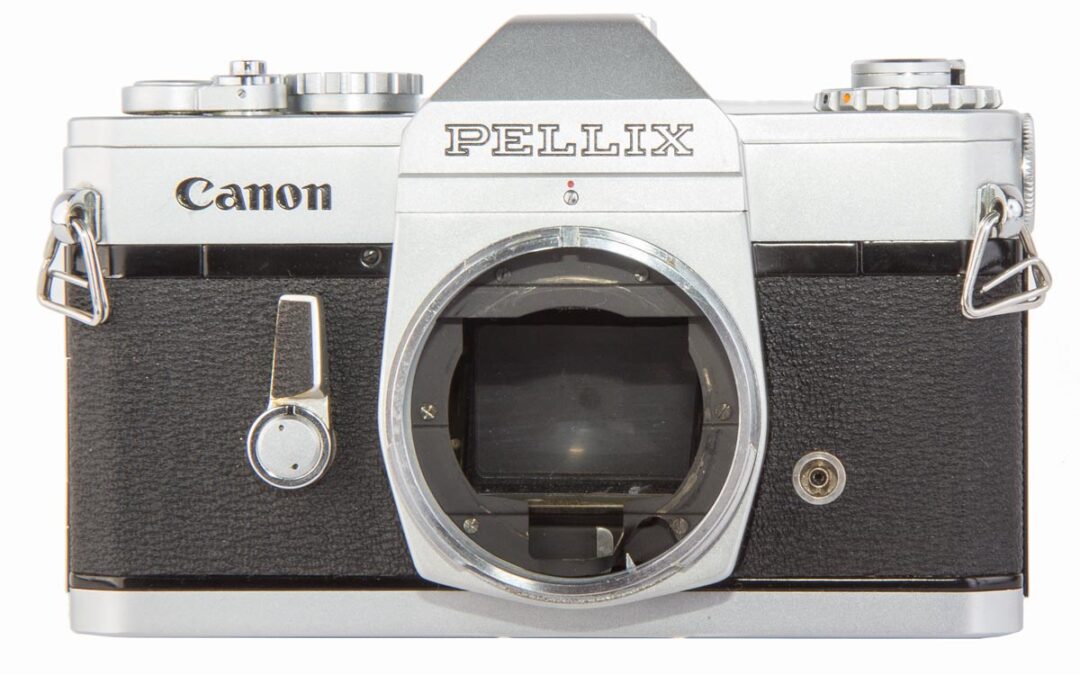 Canon Pellix SLR