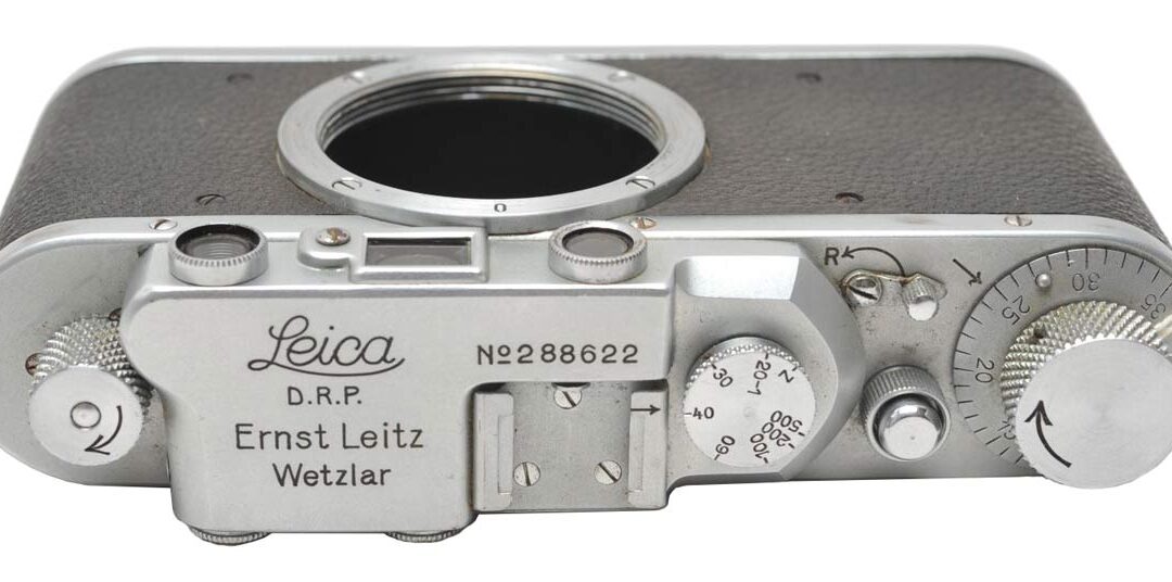 Leica-II—Top