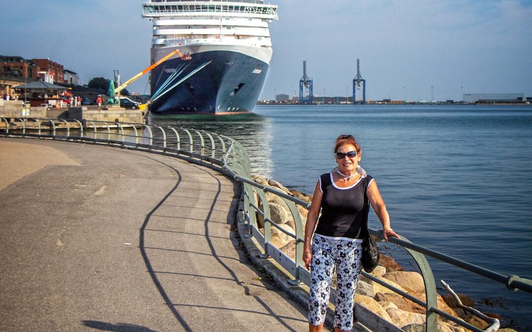 Susan-plus-Ship