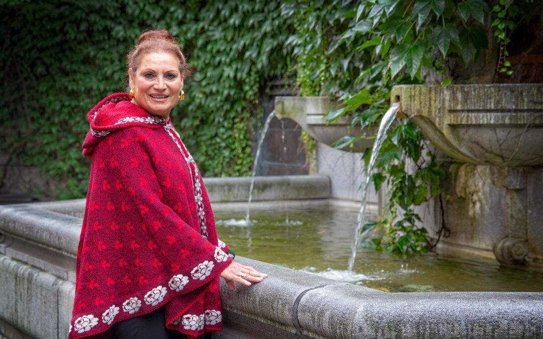 Fountain-and-Susan